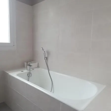 Des Pommiers בית נופש